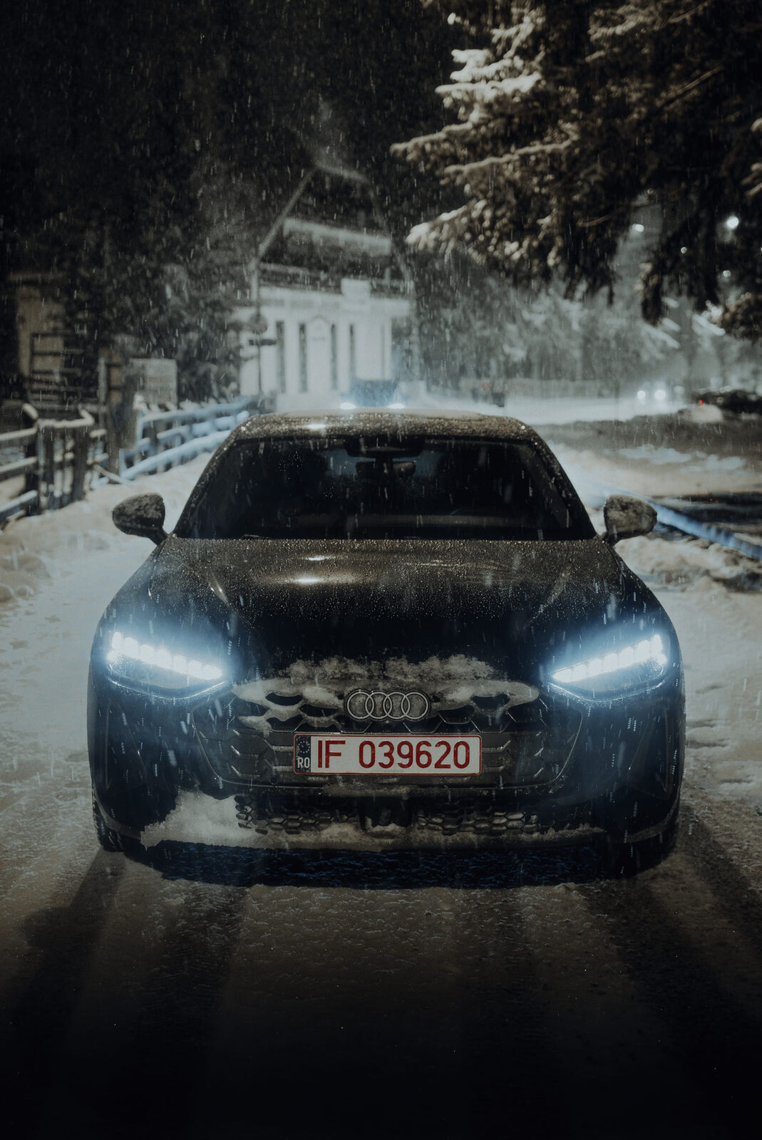 Audi A5 2025 in snow, frame 2