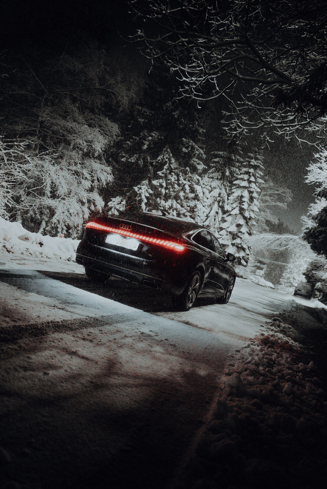 Audi A5 2025 in snow, frame 6