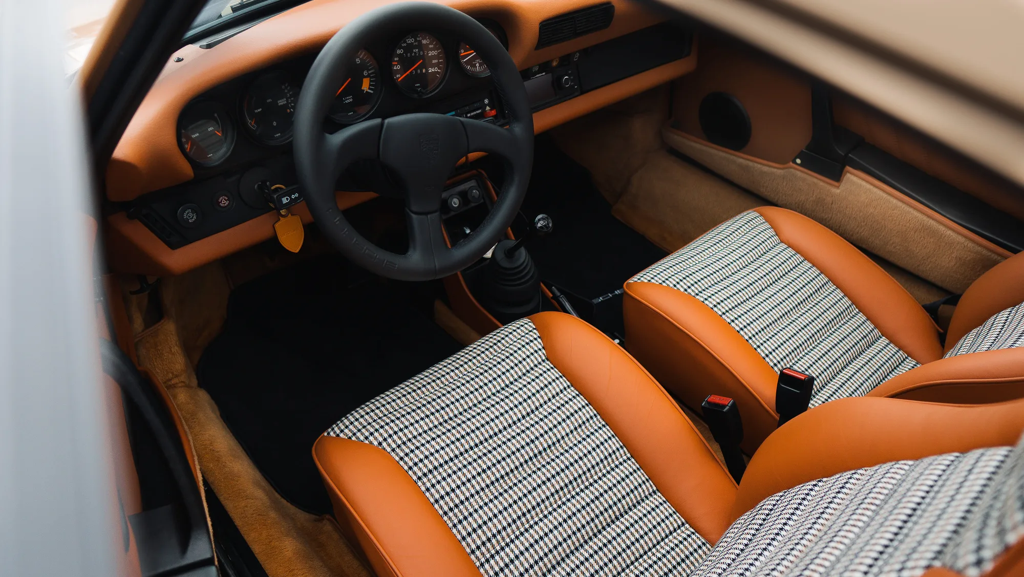 Porsche Classics - frame 6