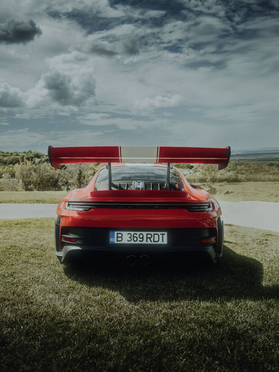 Custom Society 2024 · 03