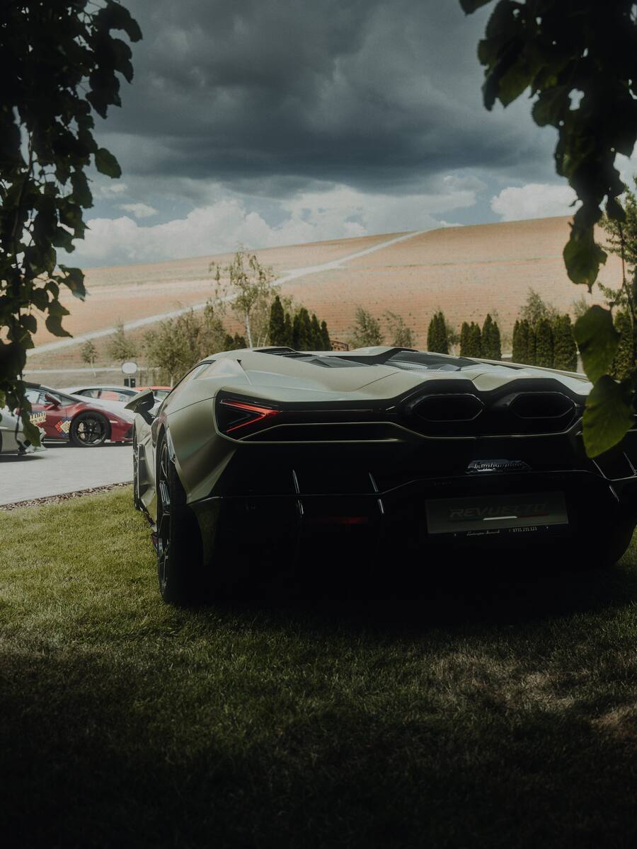 Custom Society 2024 · 07