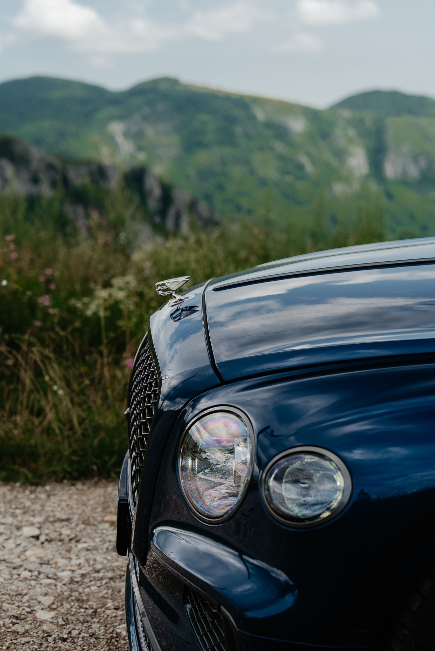 Bentley on Cheile Turzii frame 4